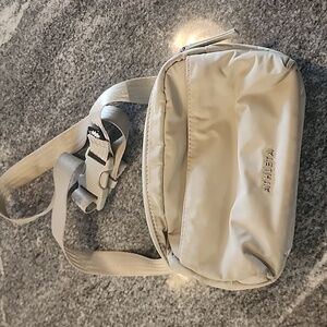 Athleta oak colored belt bag
